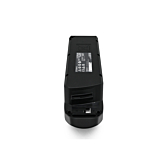 foto van de Shimano BT-E6010 36V 11.6Ah vanaf de voorkant waar je onderkant van de accu kan zien waar stickers op staan met uitleg en waarschuwingen