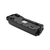 Driekwartaanzicht van de onderkant van de Bosch Powerpack 360 Performance/Active bagagedrager E-Bike Vision fietsaccu. Het etiket aan de onderkant van de accu is zichtbaar.