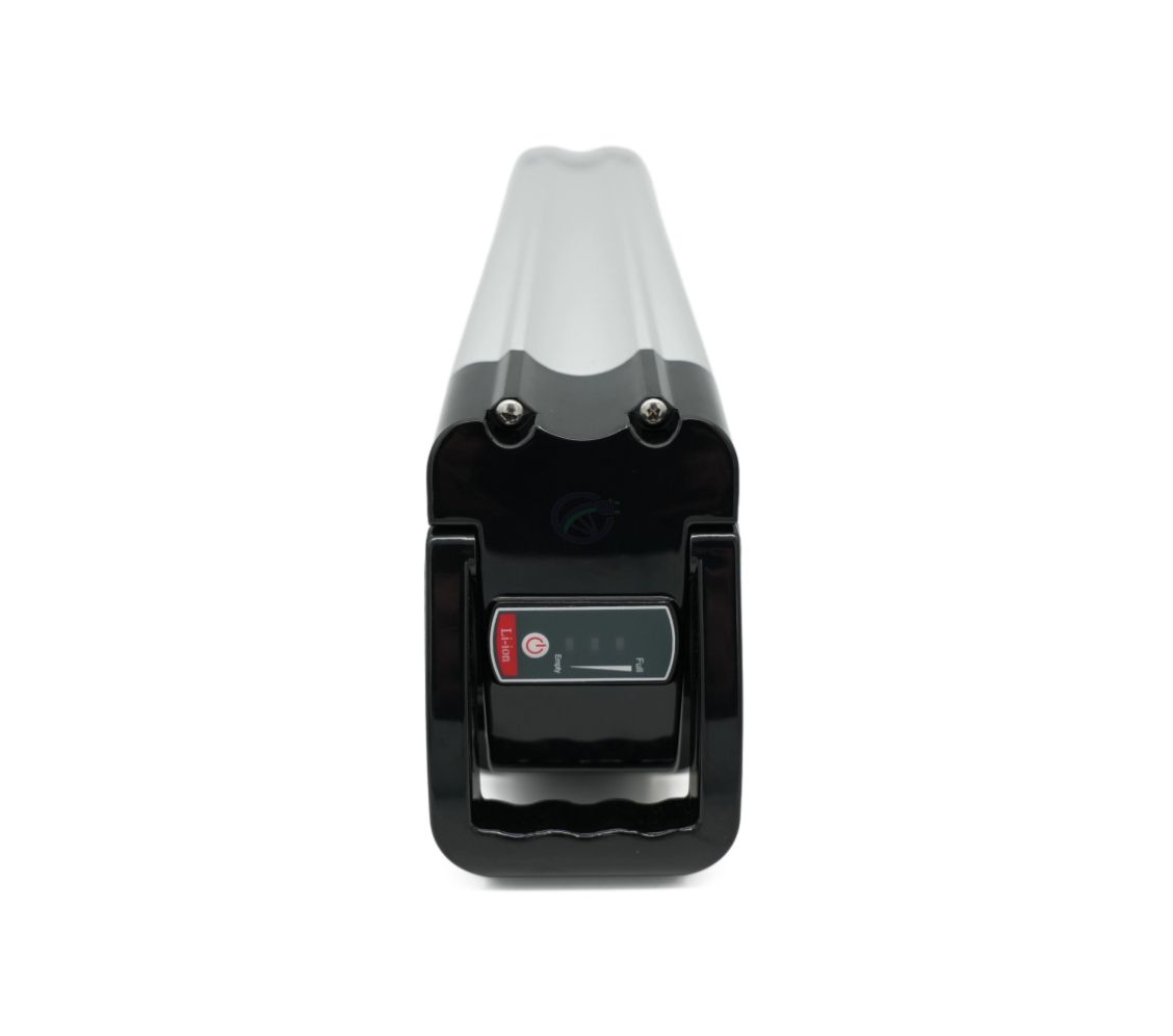 Vooraanzicht van de Phylion XH370-12J Silverfish 37V 12Ah Compatible waarbij de LED-indicator goed te zien is.